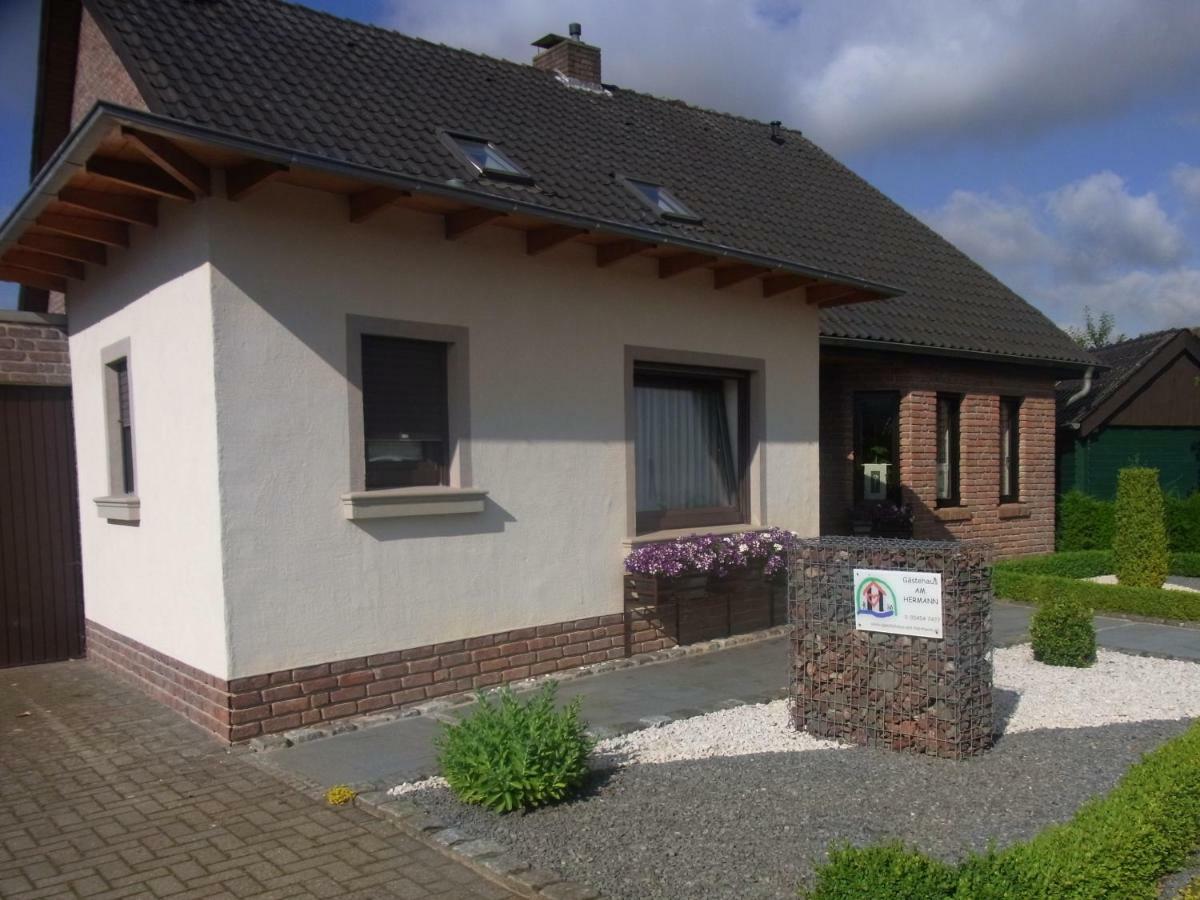 Gaestehaus Am Hermann โฮร์สเทล ภายนอก รูปภาพ